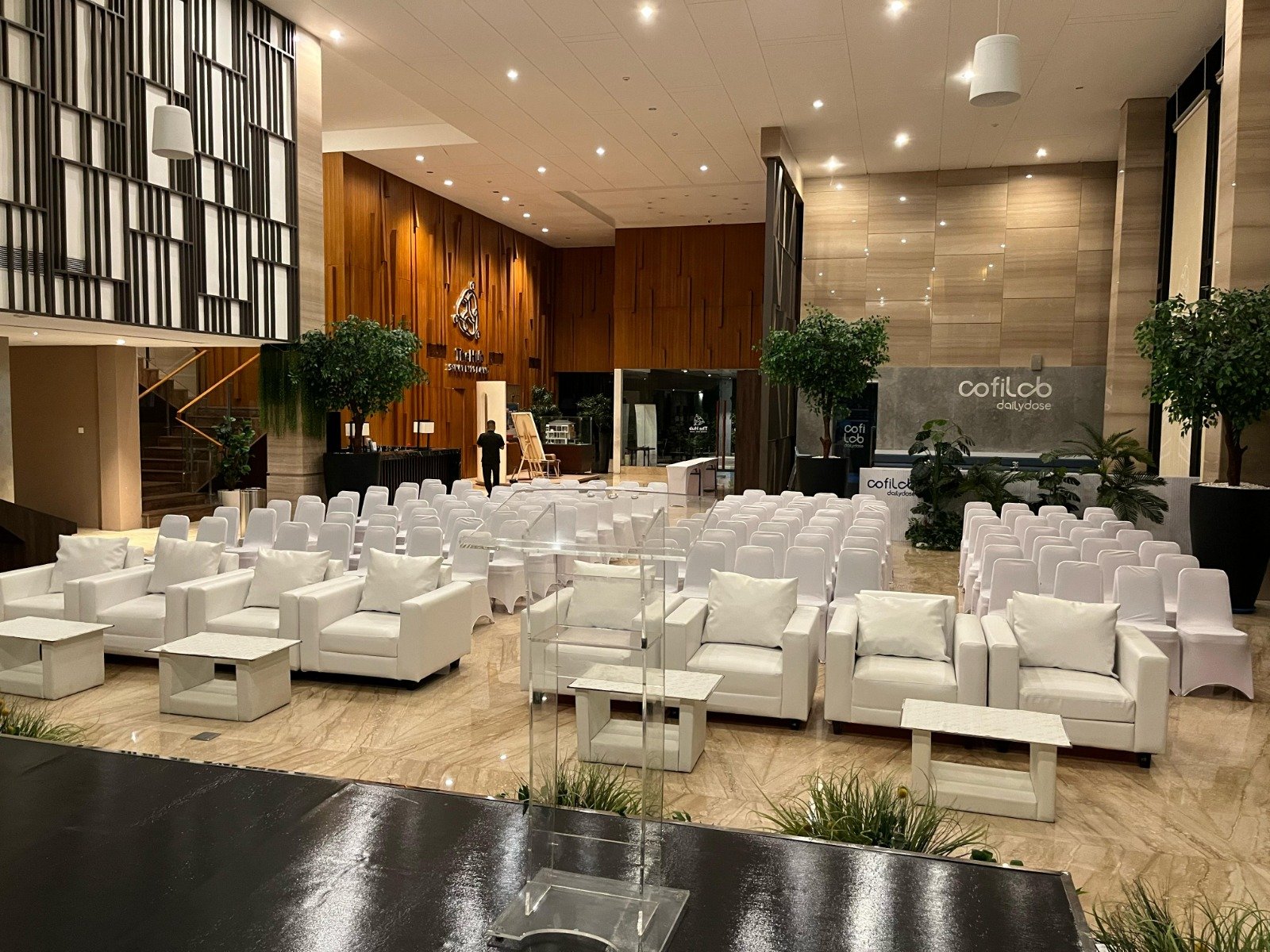 Sewa Sofa Area Pullman Jakarta Central Park Grogol