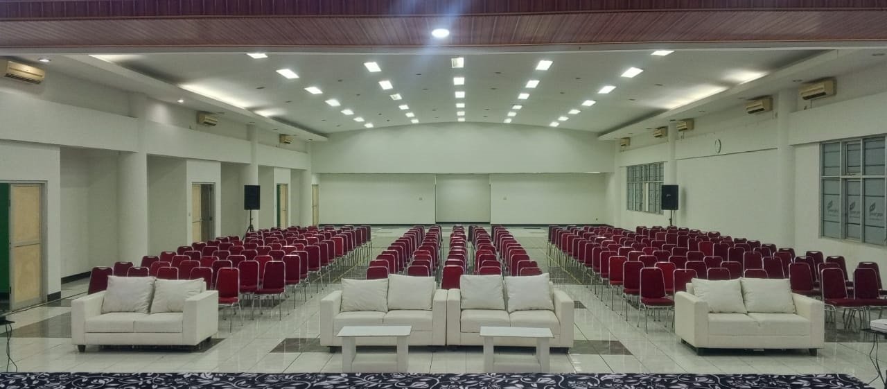 Sewa Sofa Area Grand Aston Sentul — Sentul