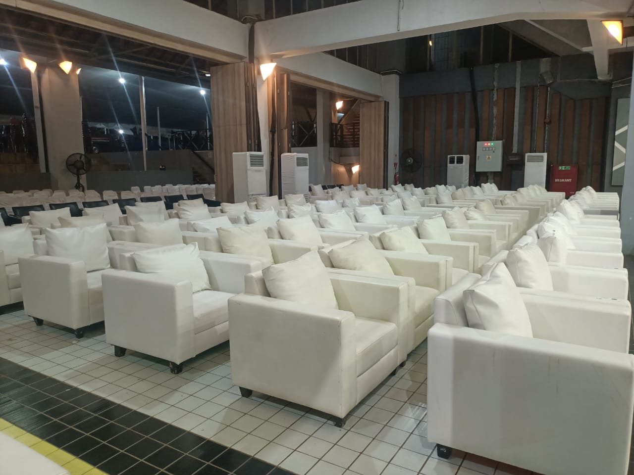 Sewa Sofa area Tangerang Kota Tangerang