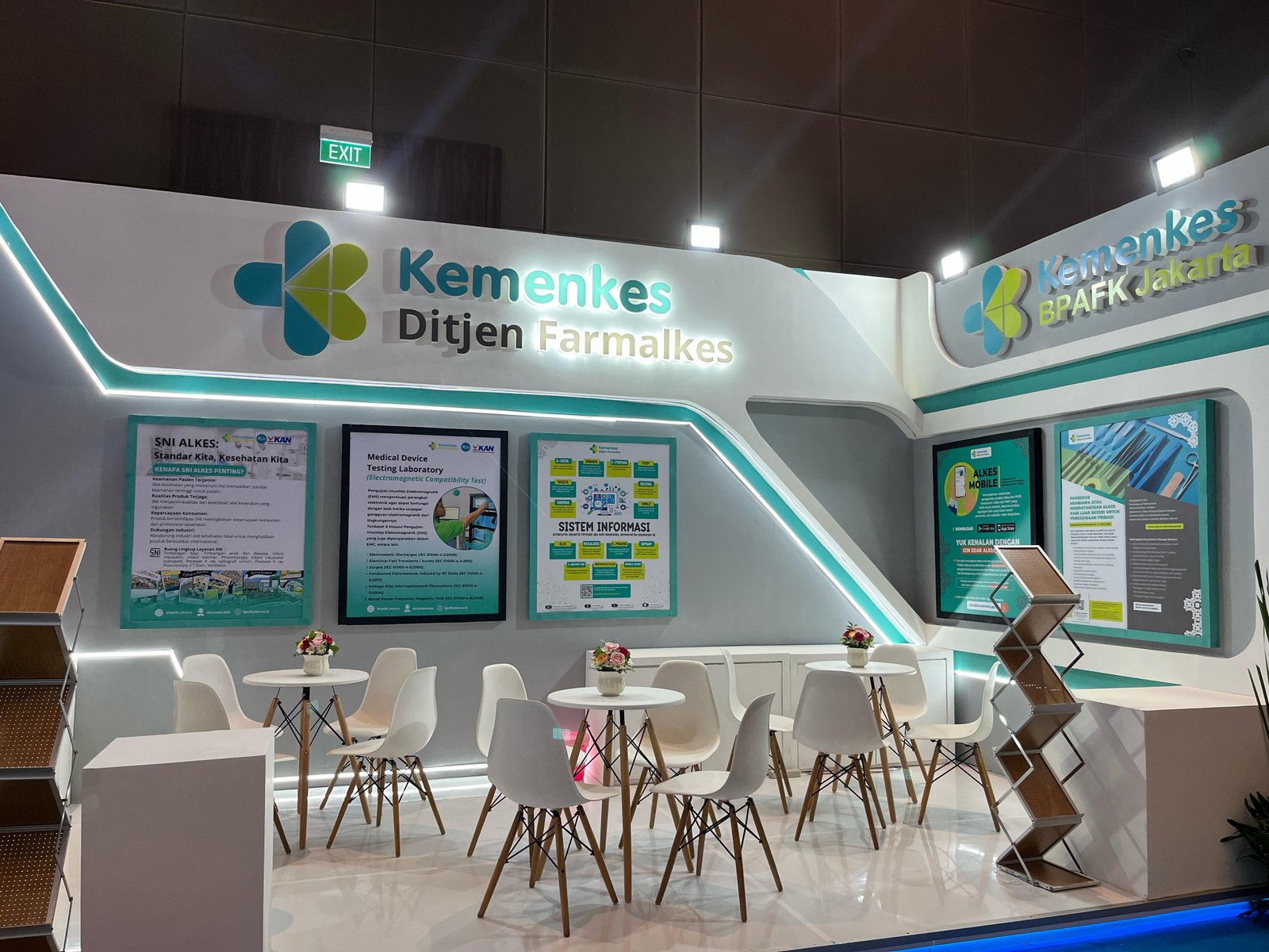 Sewa Kursi Taman Sari Jakarta Barat  Vendor Terpercaya dan Harga Terjangkau