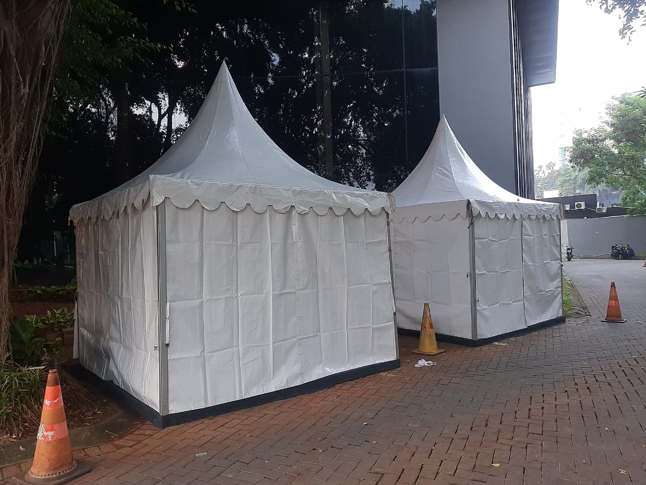 Sewa Tenda Sarnafil Modern di Tajurhalang Bogor untuk Acara Lebih Elegan dan Rapi